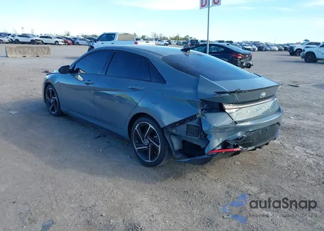 2022 Hyundai Elantra N Line z USA, uszkodzony, nr VIN KMHLR4AF2NU345927